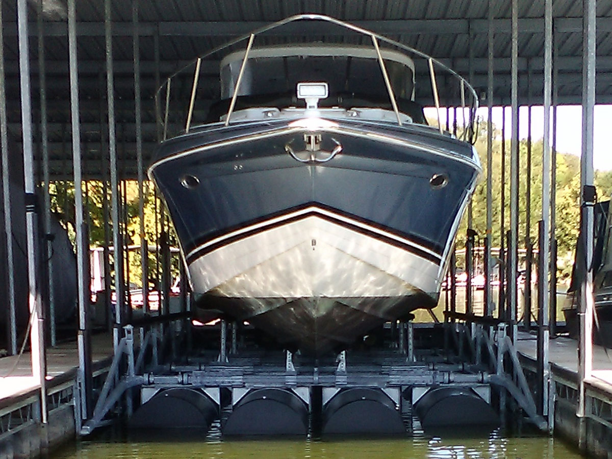 Large boat lifts